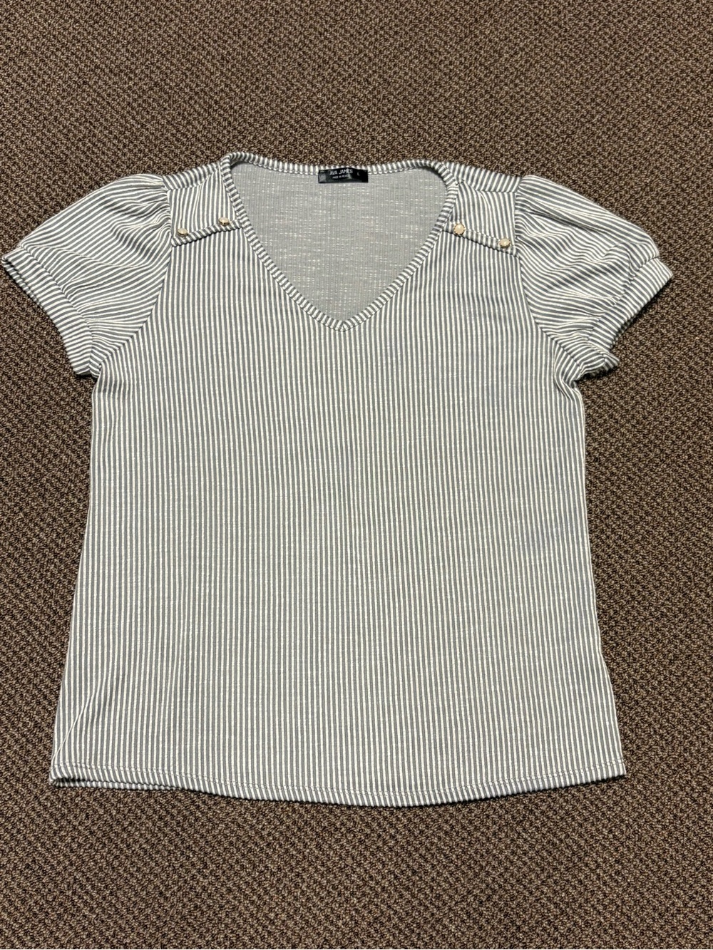 V-Neck Short Sleeve Stripe Top - White and Blue-Gray